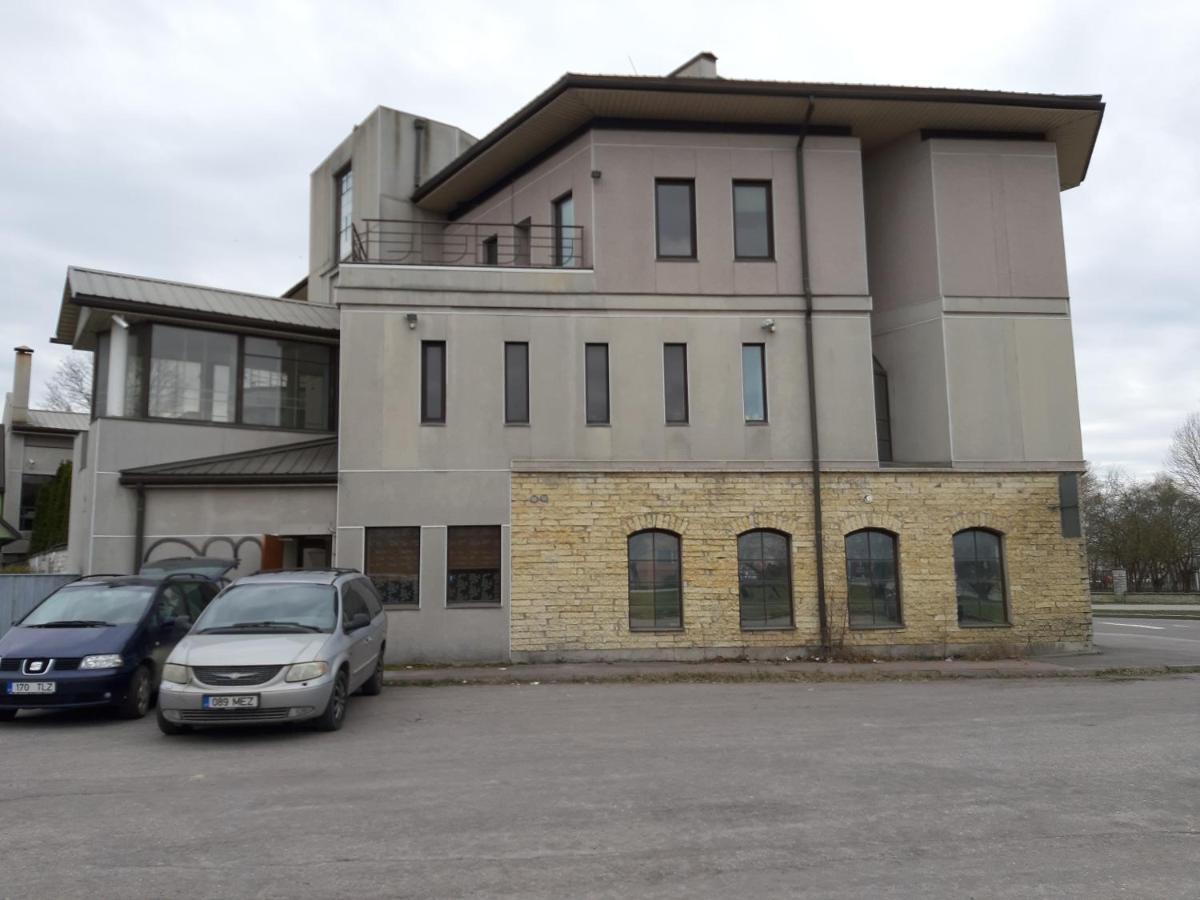 Majaka Hostel Tallinn Extérieur photo